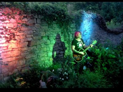 Sean K Preston, US, vor der Stadtmauer Gochsheim