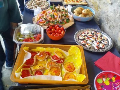 Buffet bei Tischlein Deck Dich